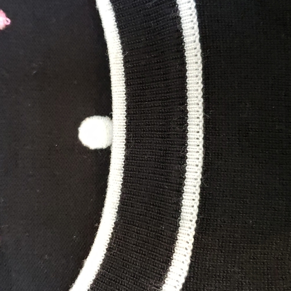 Peck & Peck black sweater, 3/4 sleeves, white and pink dots - Picture 4 of 4